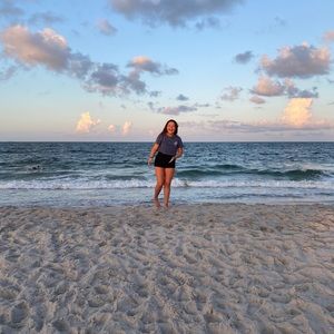 Meet your Posher, Talia